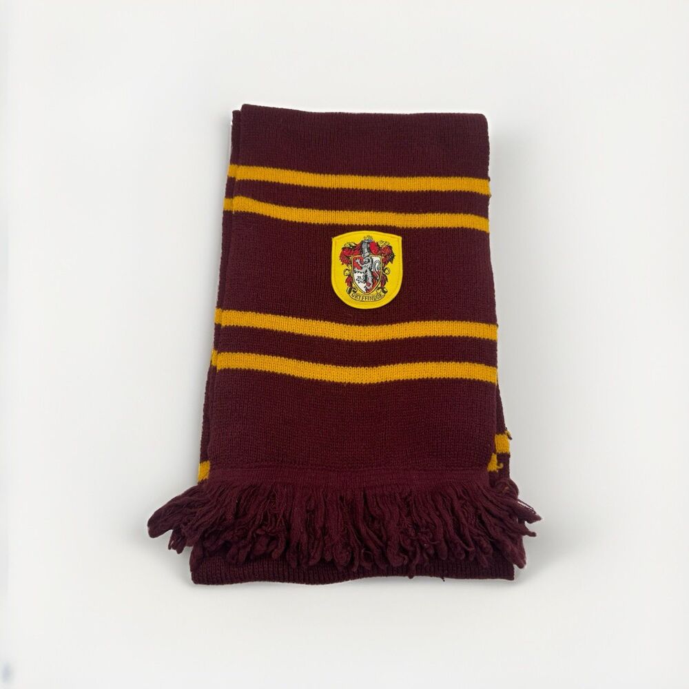 Wizarding World Harry Potter Gryffindor Scarf Maroon Gold Crest Universal Studio